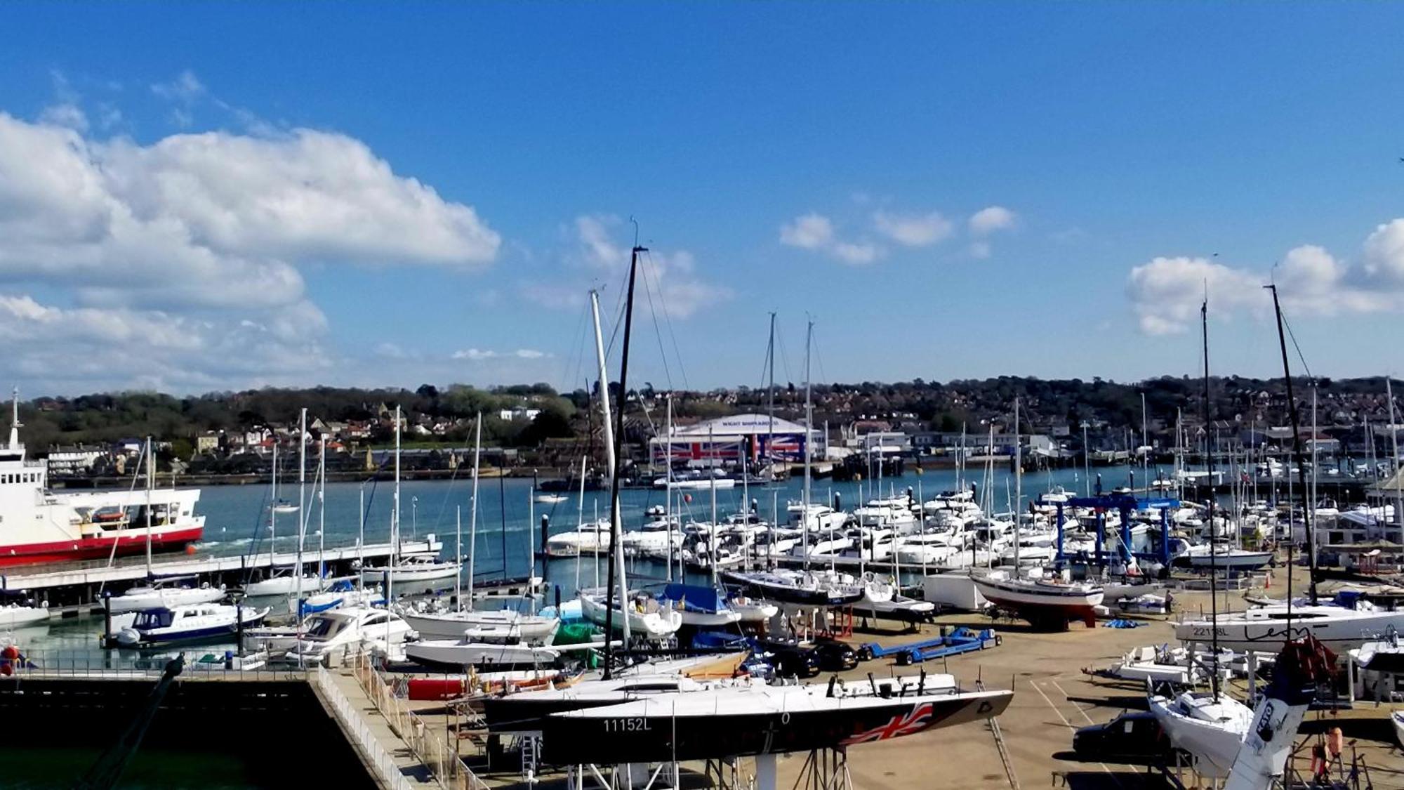 Pinnacle Suites Hotel Cowes  Dış mekan fotoğraf