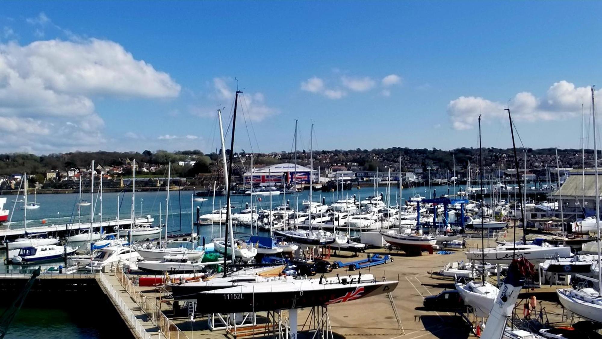 Pinnacle Suites Hotel Cowes  Dış mekan fotoğraf