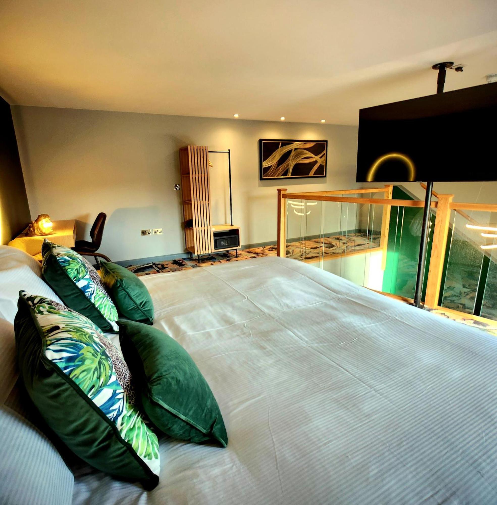 Pinnacle Suites Hotel Cowes  Dış mekan fotoğraf