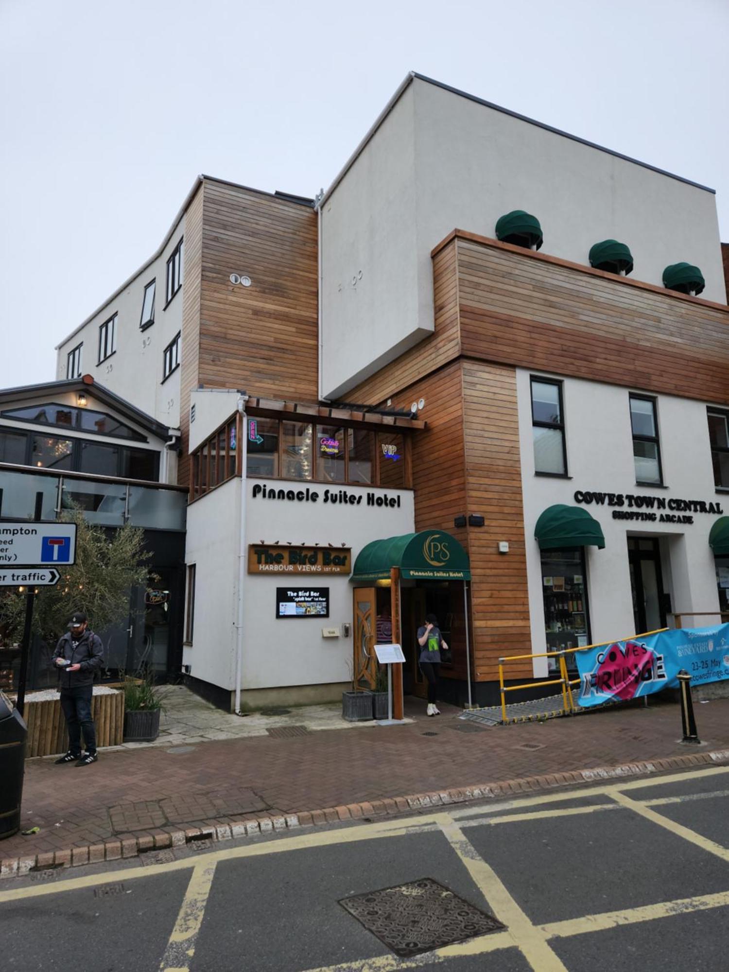 Pinnacle Suites Hotel Cowes  Dış mekan fotoğraf